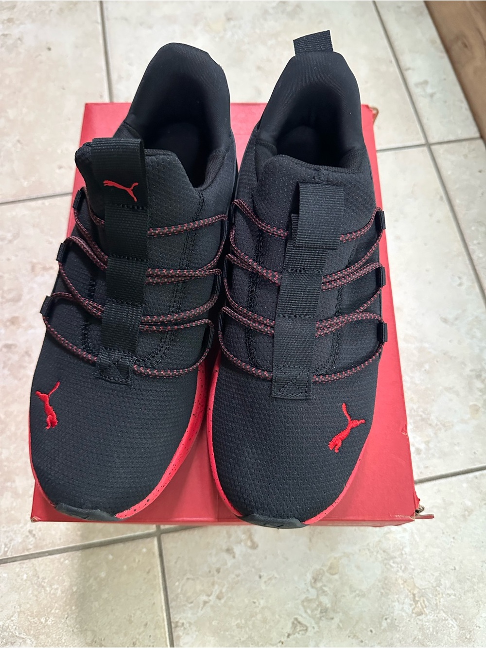PUMA One4All 2.0 Coal Fire Jr Black/Red Sneakers – Size 4.5